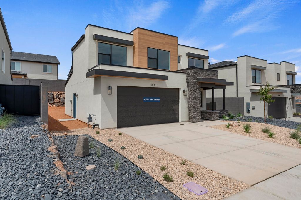 Photo of 1810 S Queens Garden Dr 4283 #4283, Washington, UT 84780 (MLS # 26-270945)