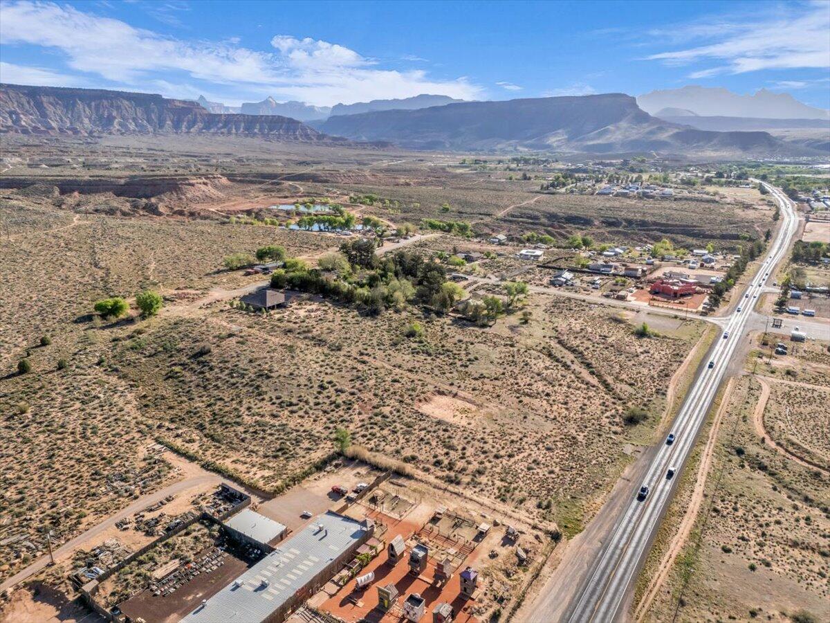 VIRGIN TOWNSITE - Land