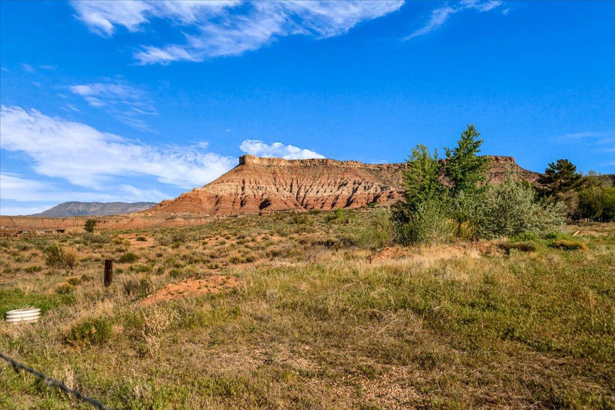 VIRGIN TOWNSITE - Land