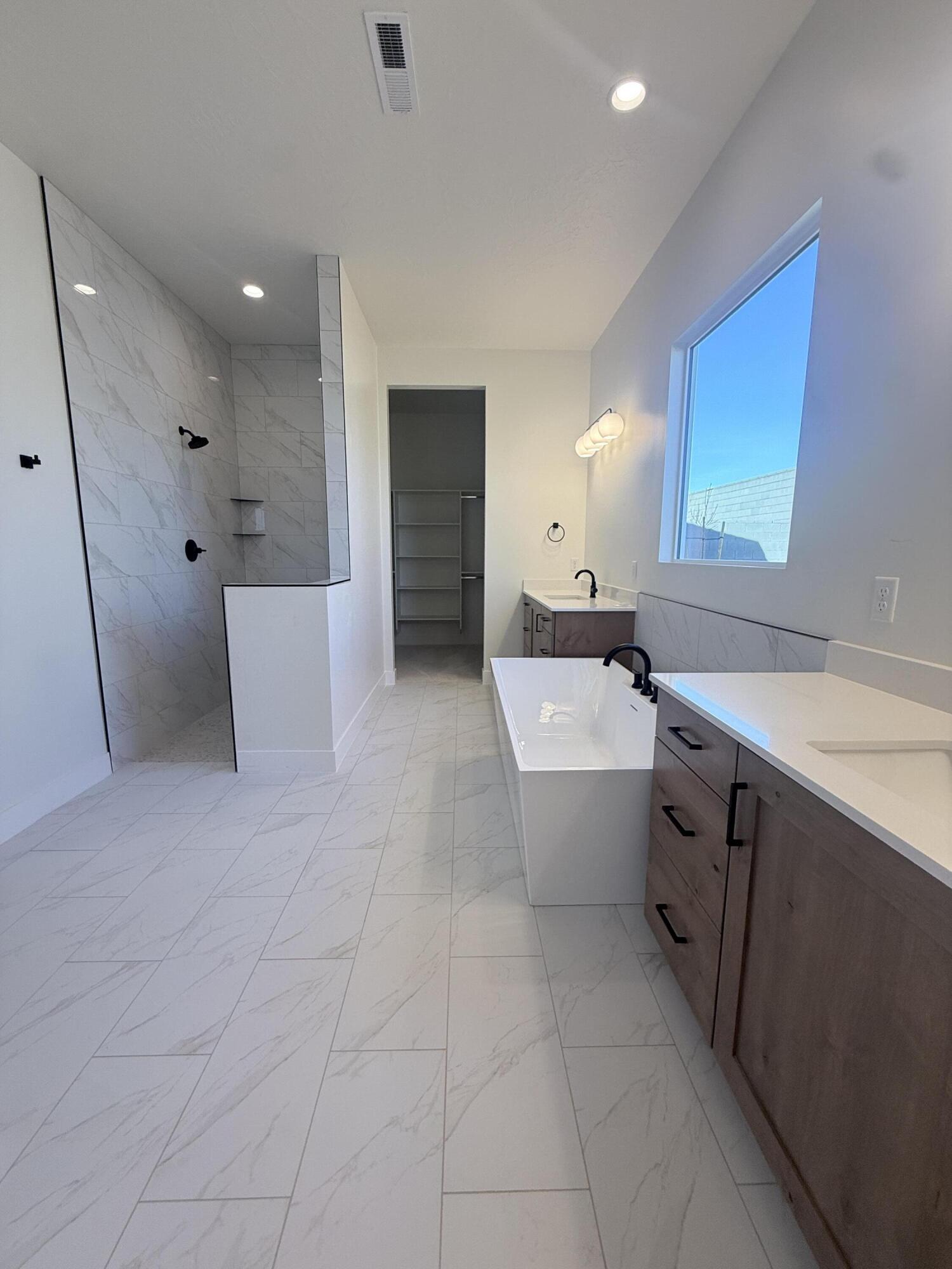 SUNIVA - Residential