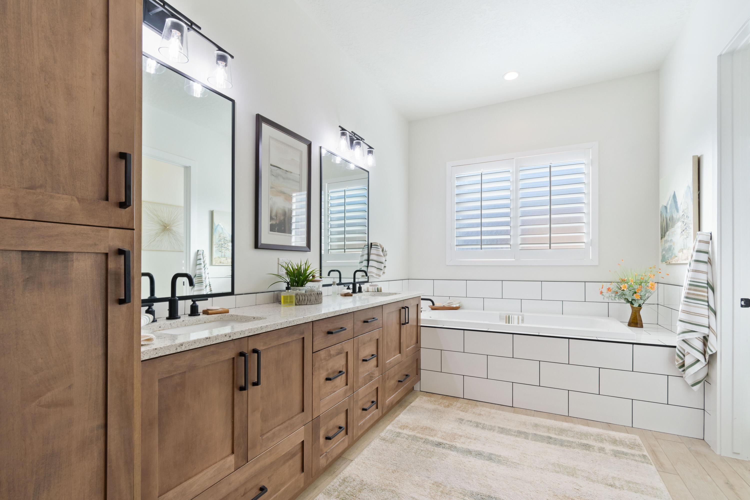 SOUTHERN VISTAS - Residential