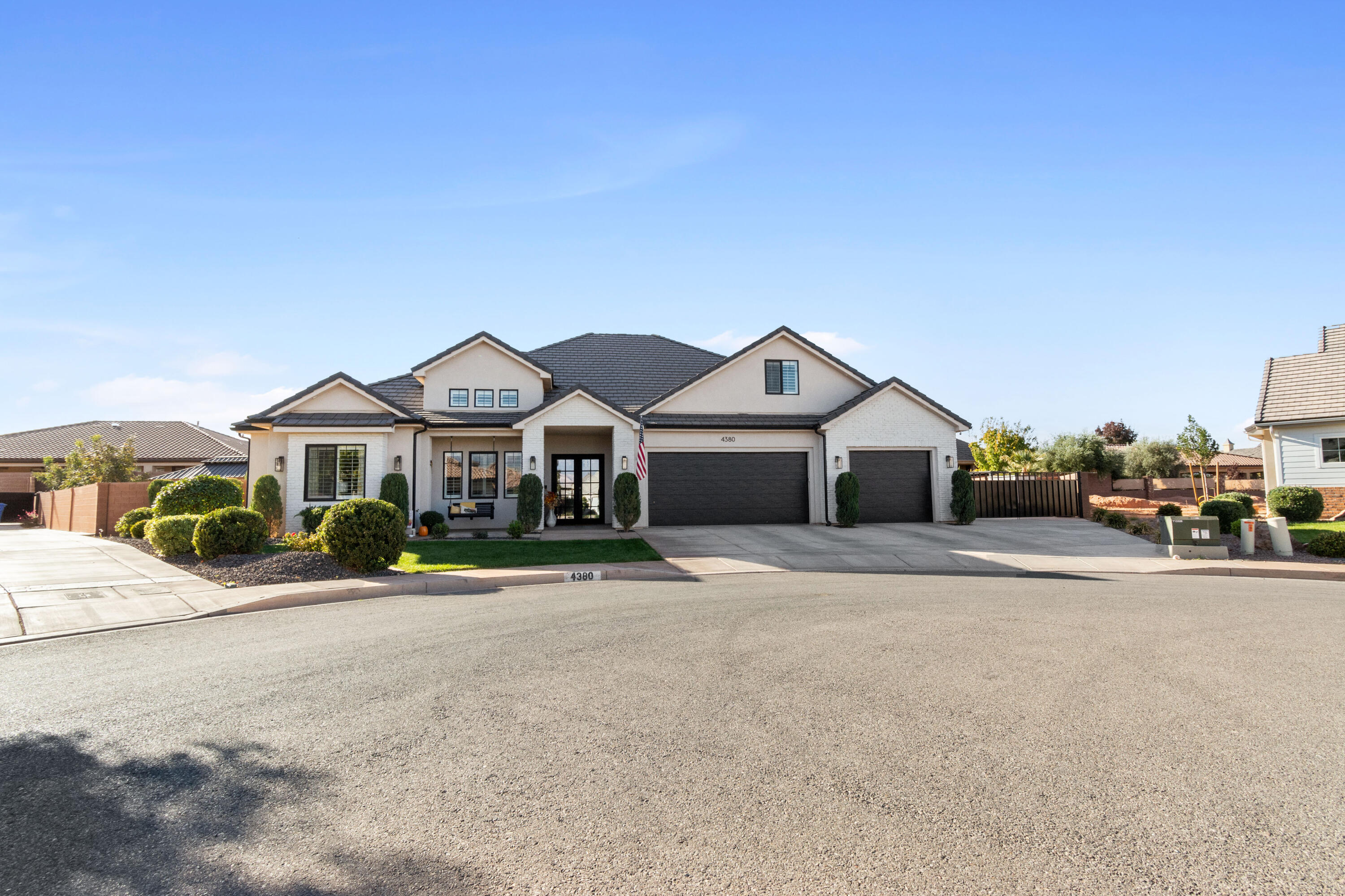 SOUTHERN VISTAS - Residential