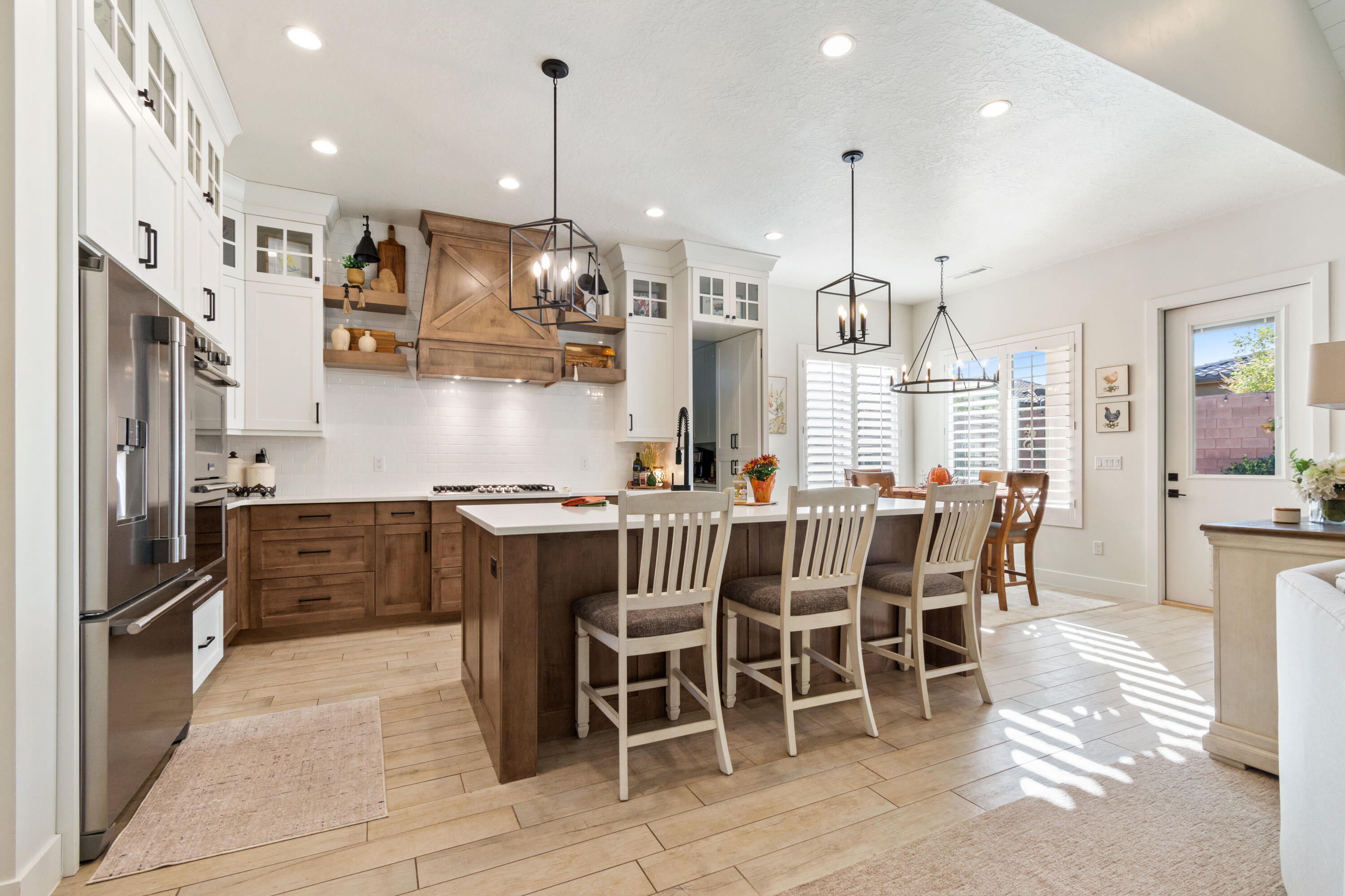 SOUTHERN VISTAS - Residential