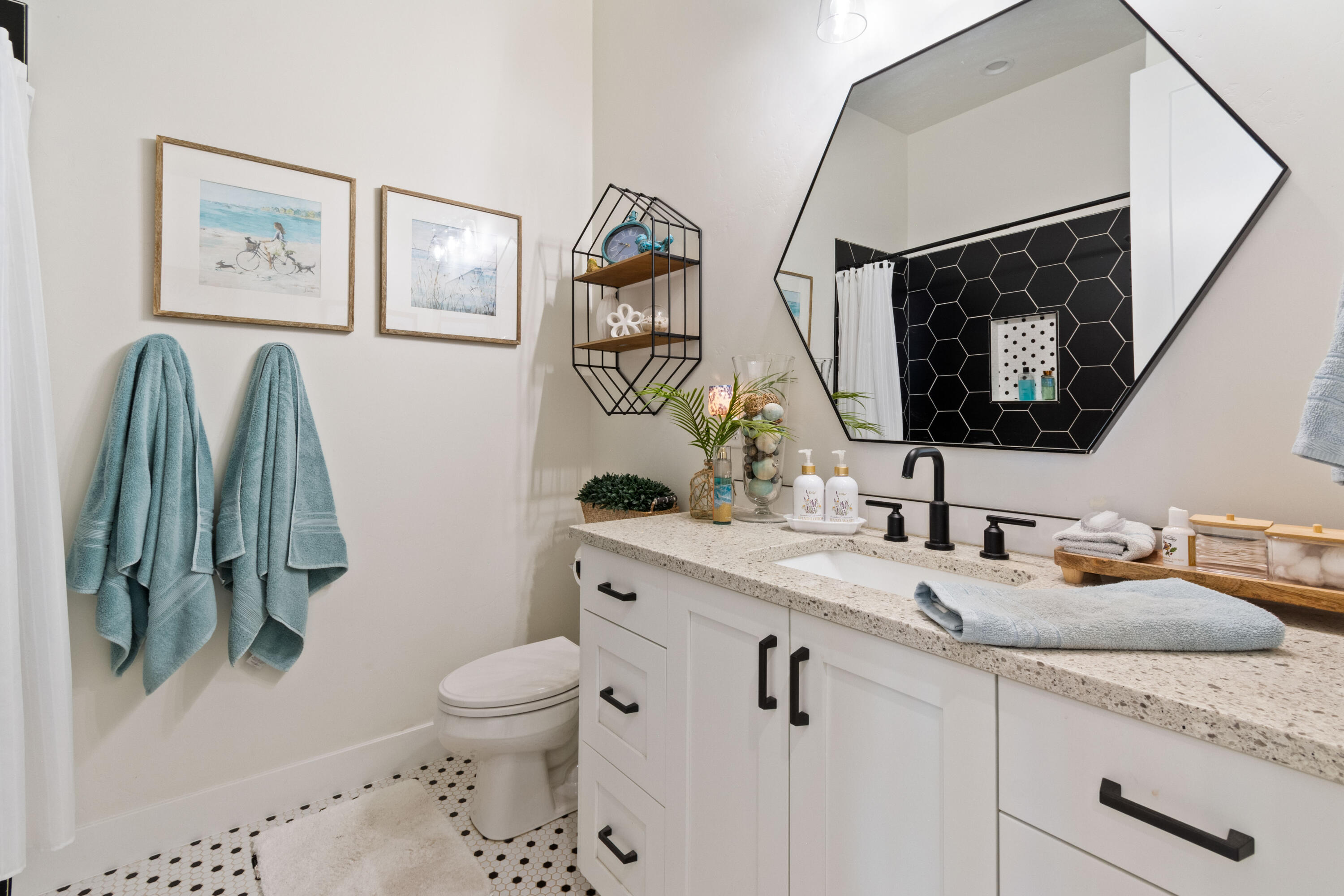 SOUTHERN VISTAS - Residential