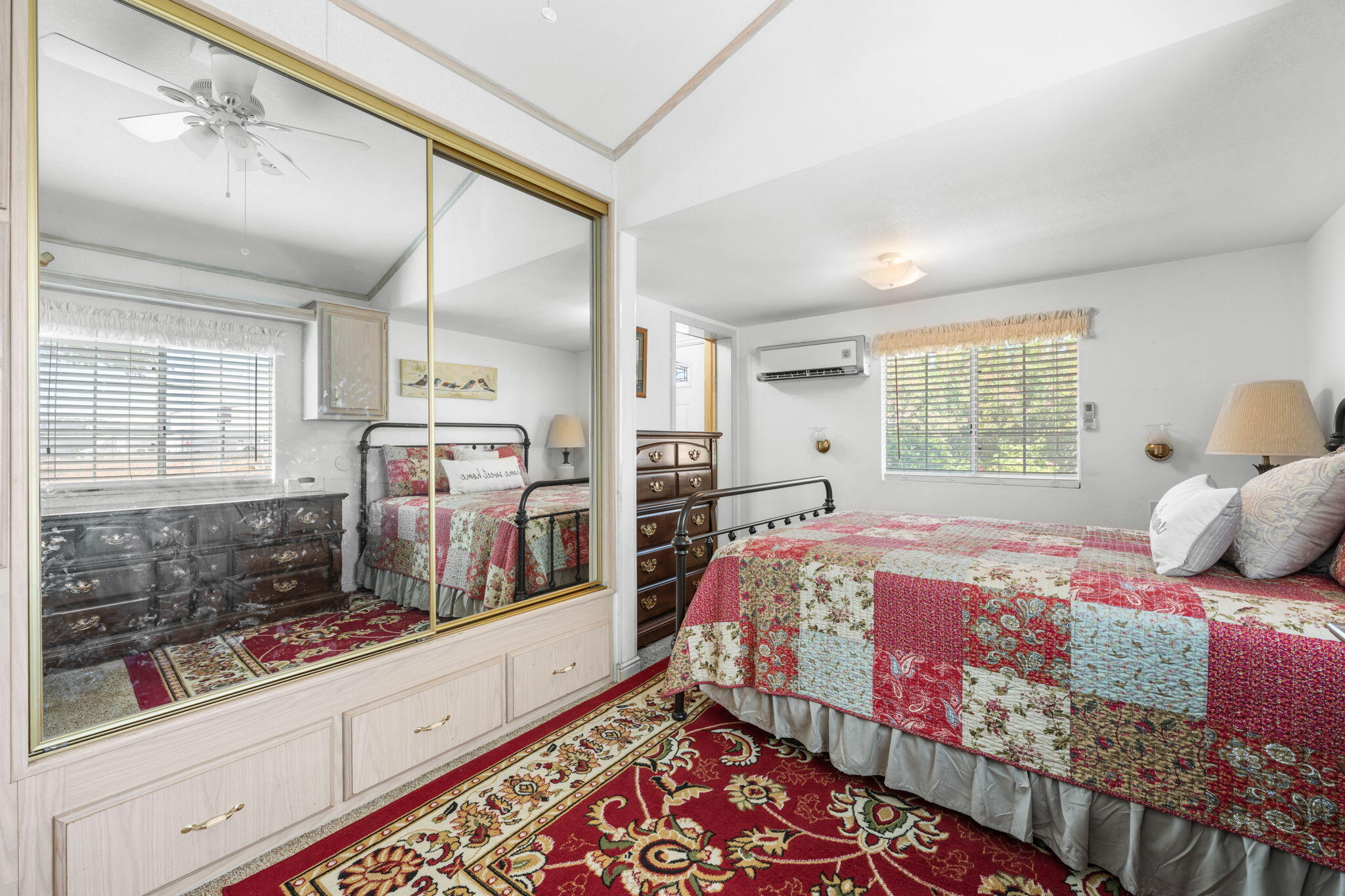 PALMS OF ST GEORGE - Residential