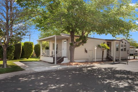 Photo of 150 N 3050 E 106 #106, Saint George, UT 84790 (MLS # 26-271431)
