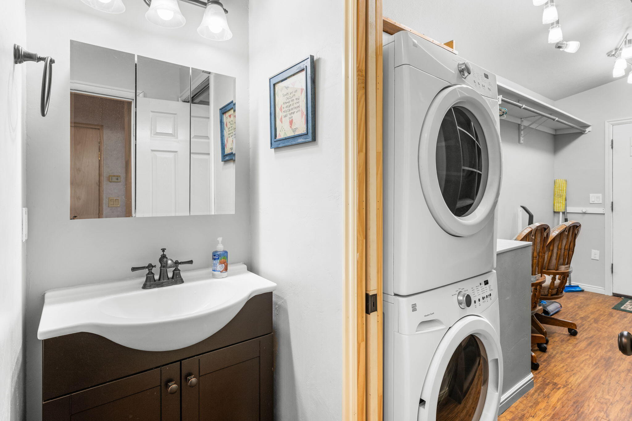 PALMS OF ST GEORGE - Residential