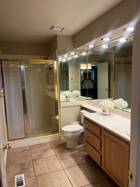 Tiny photo for 32 150 South Crystal Lakes DR 32 #32, Saint George, UT 84770 (MLS # 26-274925)