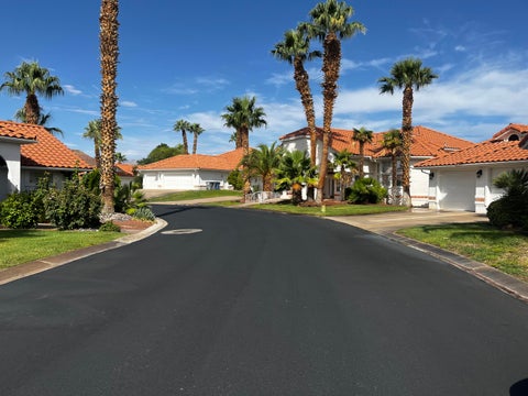 Tiny photo for 32 150 South Crystal Lakes DR 32 #32, Saint George, UT 84770 (MLS # 26-274925)