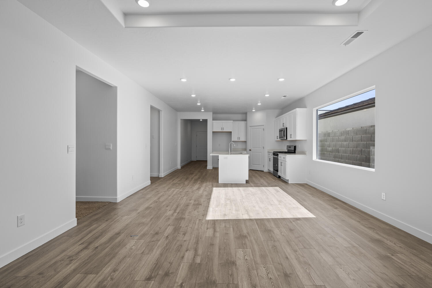 STANDING ROCK EAST AT LONG VALLEY - Residential