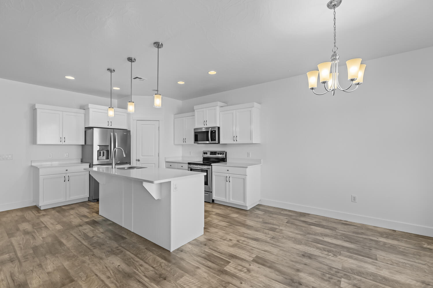 SAGE CANYON - Residential