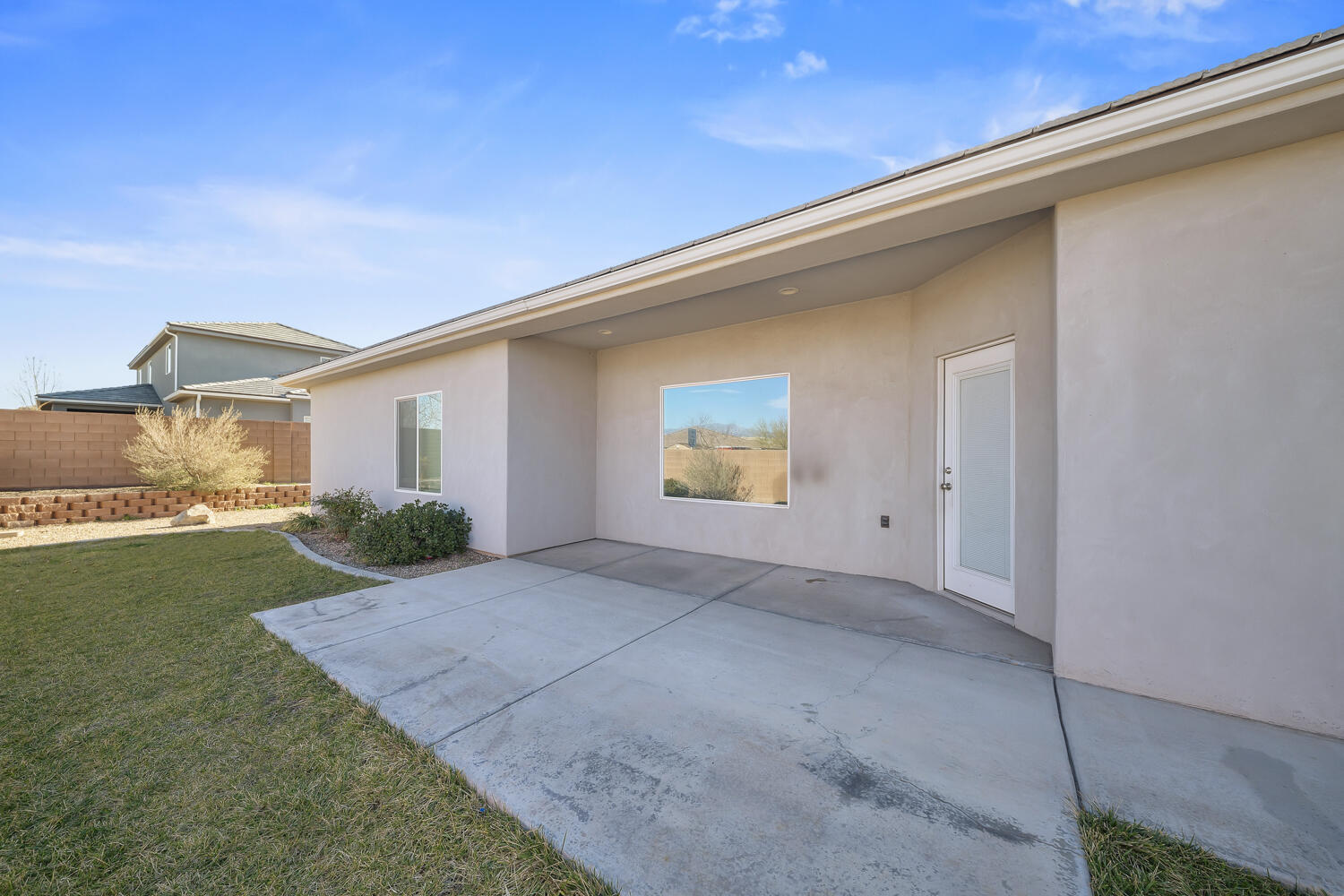 SAGE CANYON - Residential