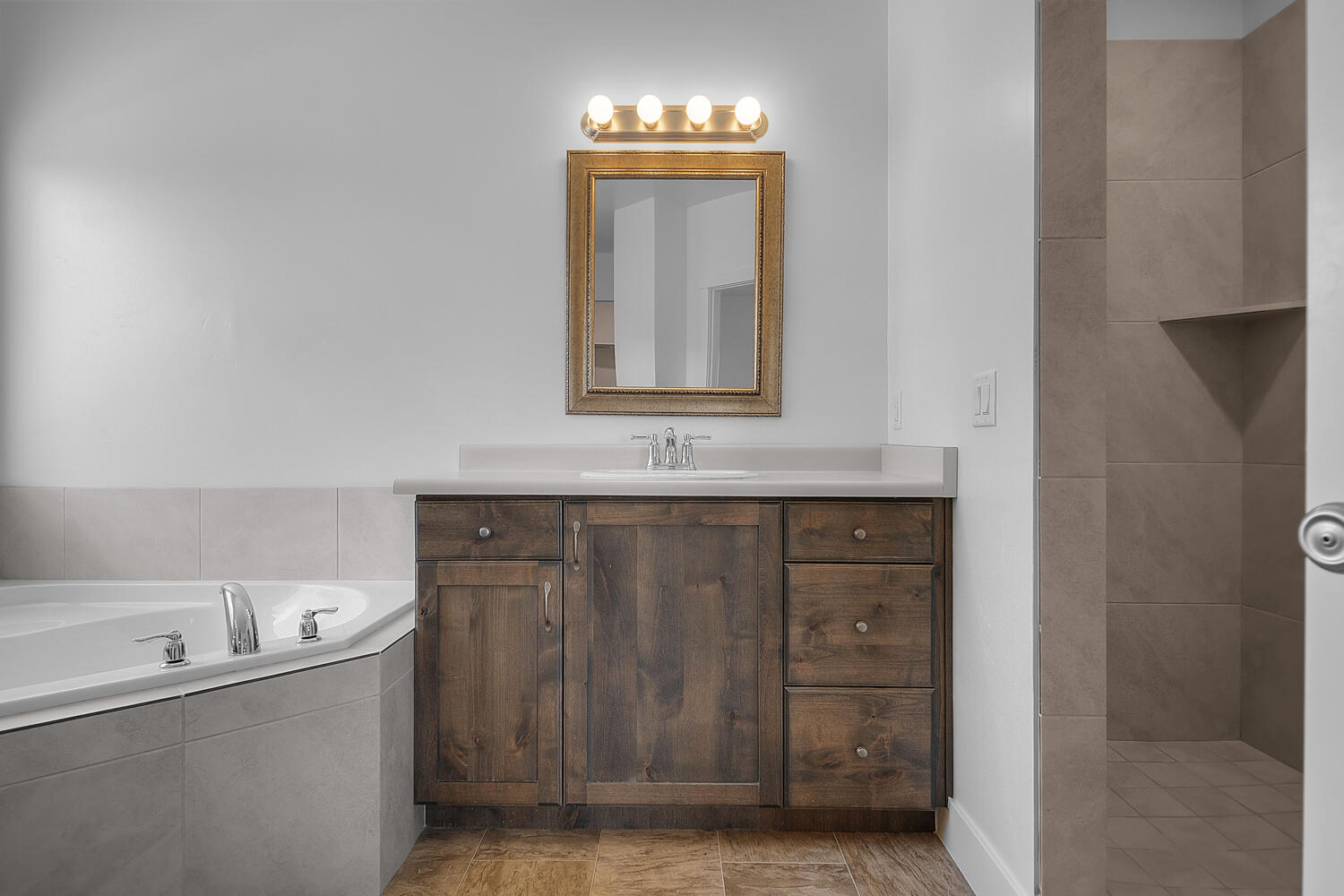 SAGE CANYON - Residential