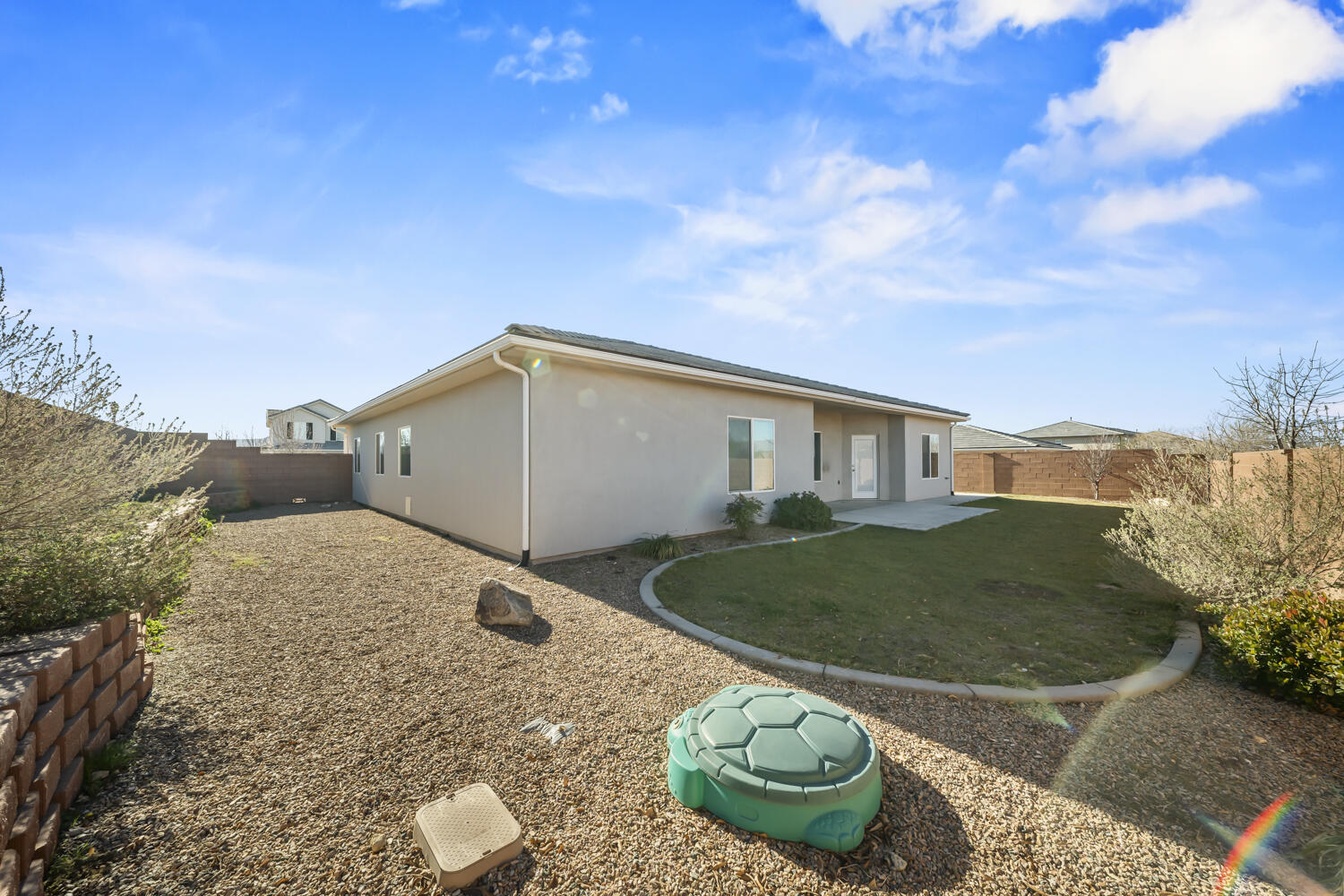 SAGE CANYON - Residential