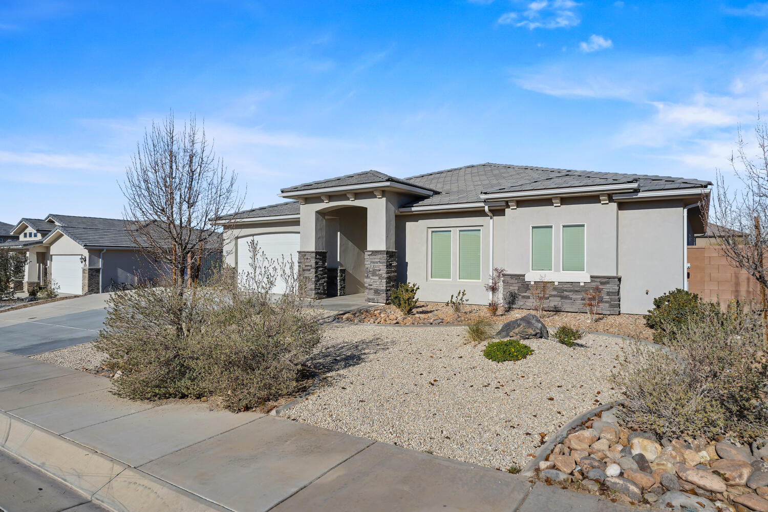 SAGE CANYON - Residential