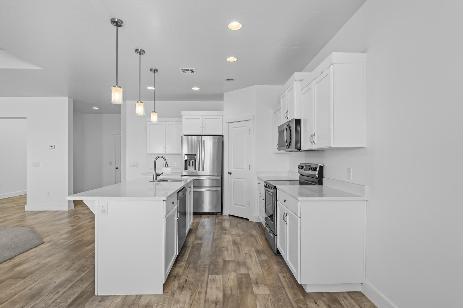 SAGE CANYON - Residential