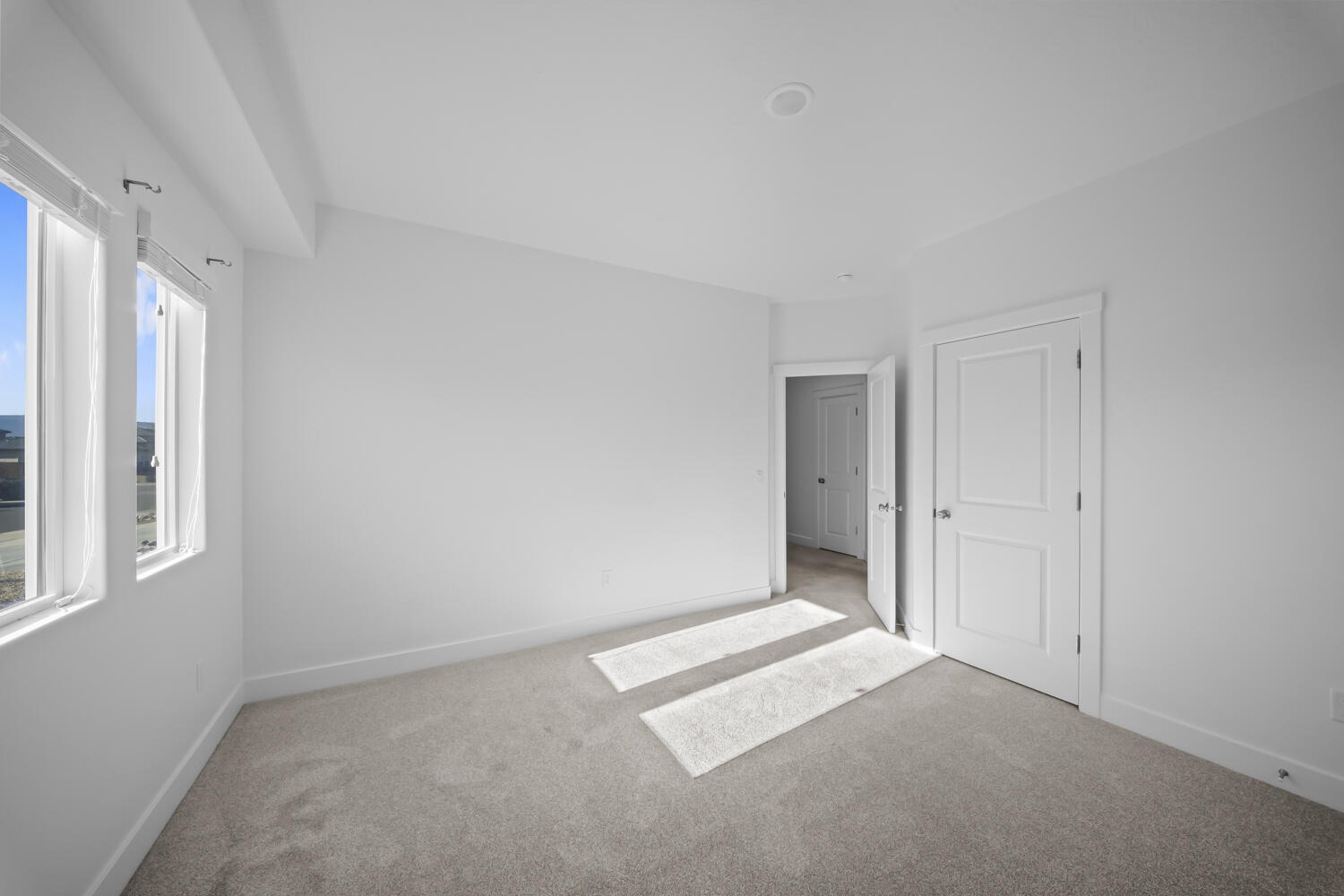 SAGE CANYON - Residential