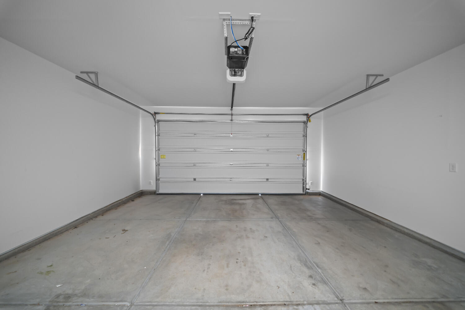 SAGE CANYON - Residential