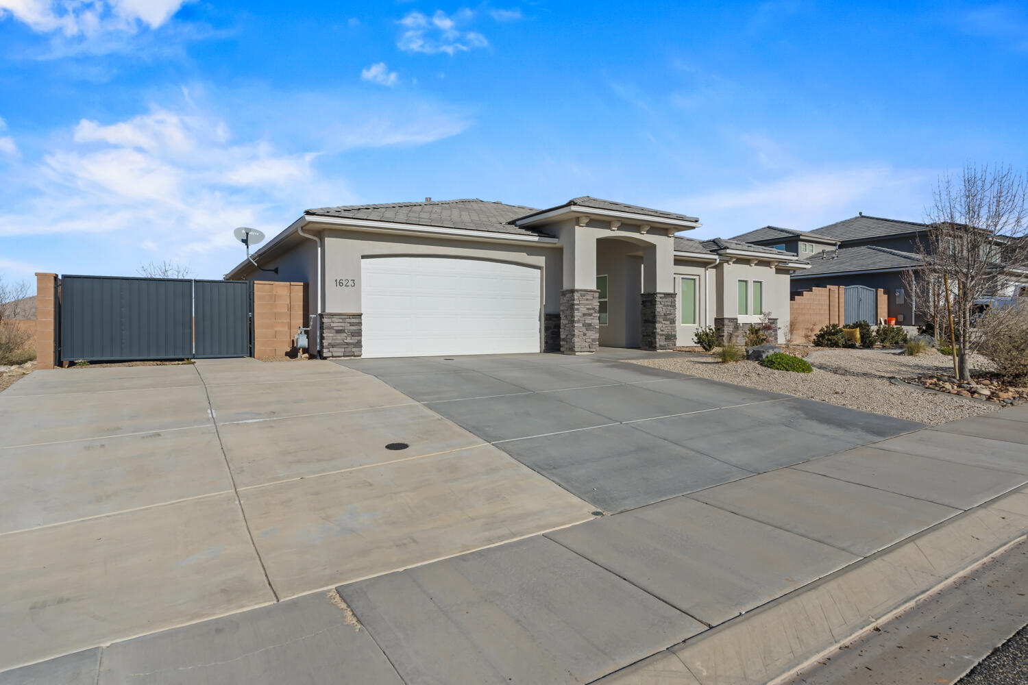 SAGE CANYON - Residential