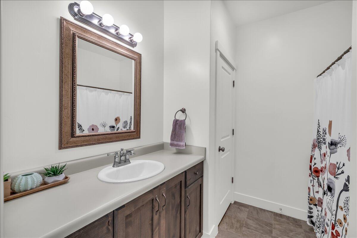 SAGE CANYON - Residential