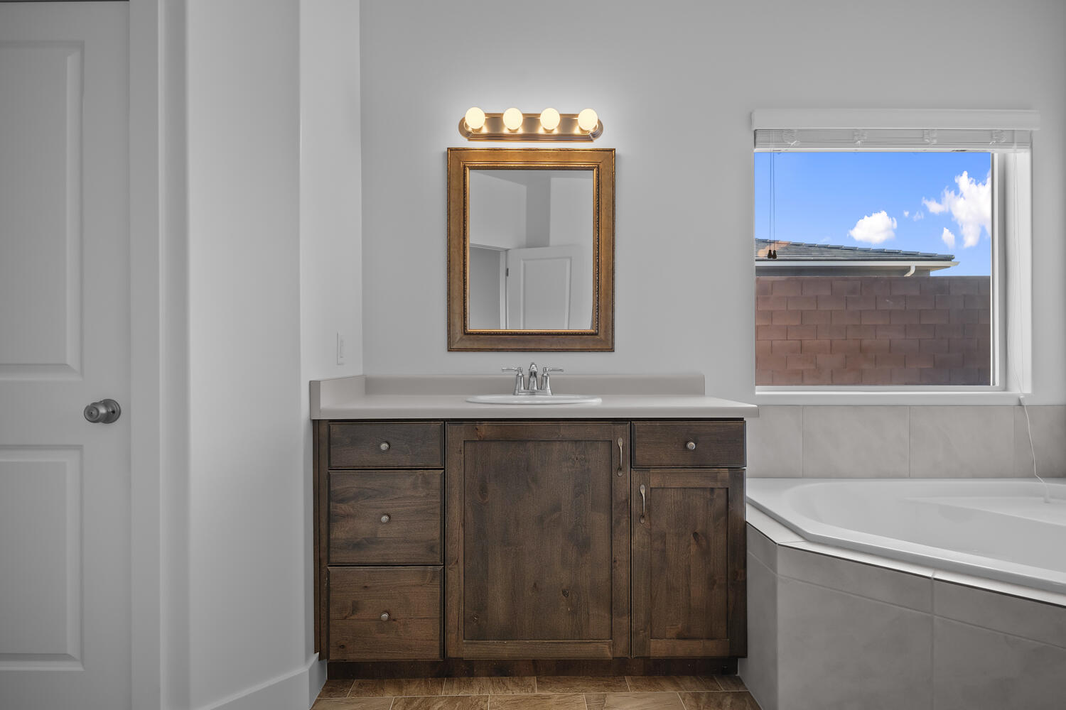 SAGE CANYON - Residential