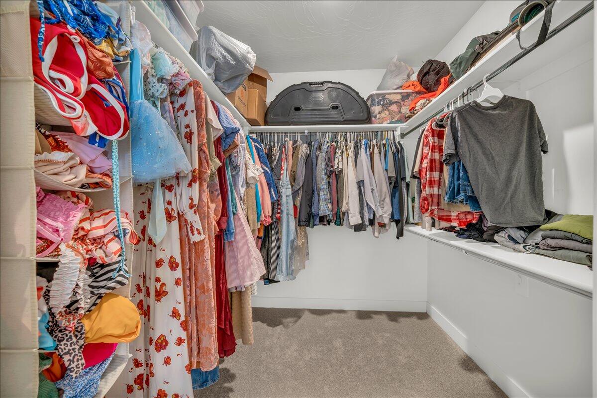 SAGE CANYON - Residential