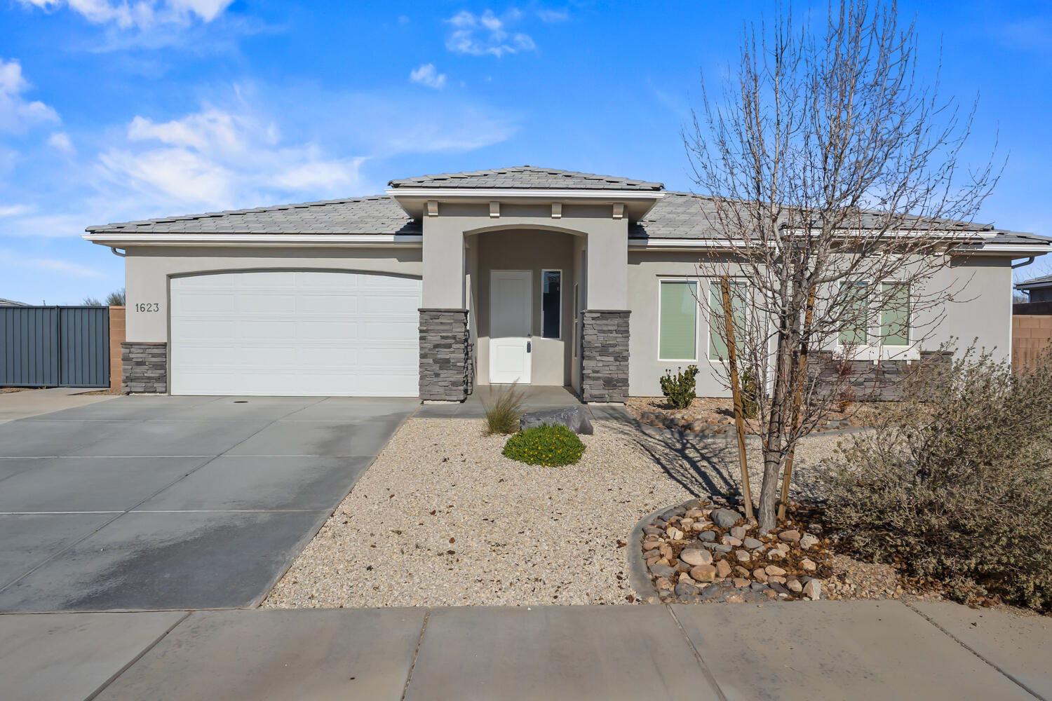 SAGE CANYON - Residential