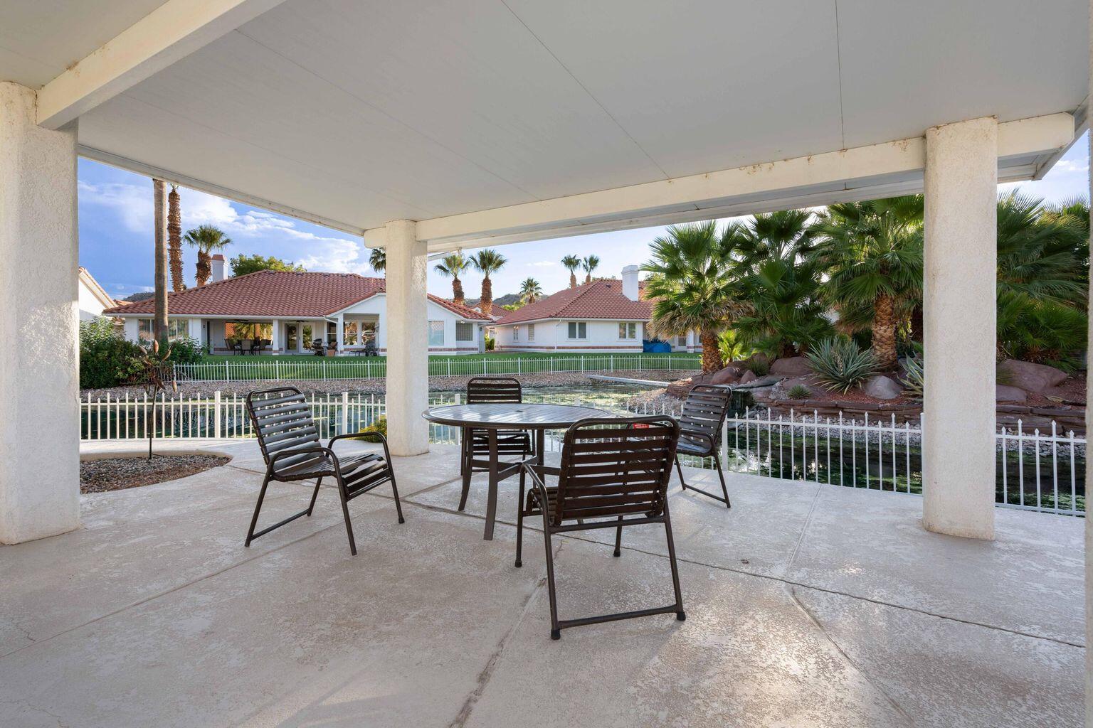 CRYSTAL LAKES TOWNHOMES - Residential