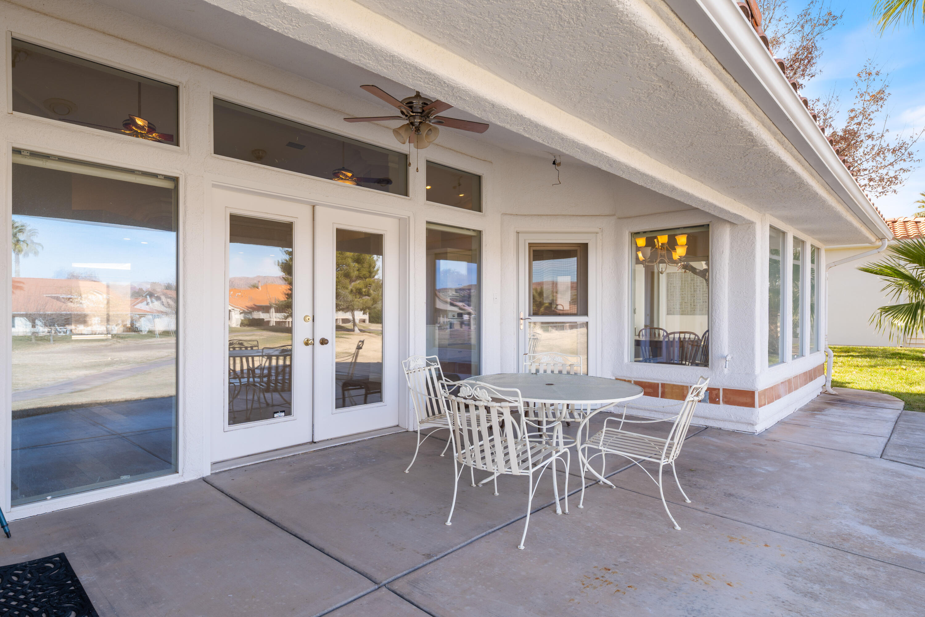 CRYSTAL LAKES TOWNHOMES - Residential