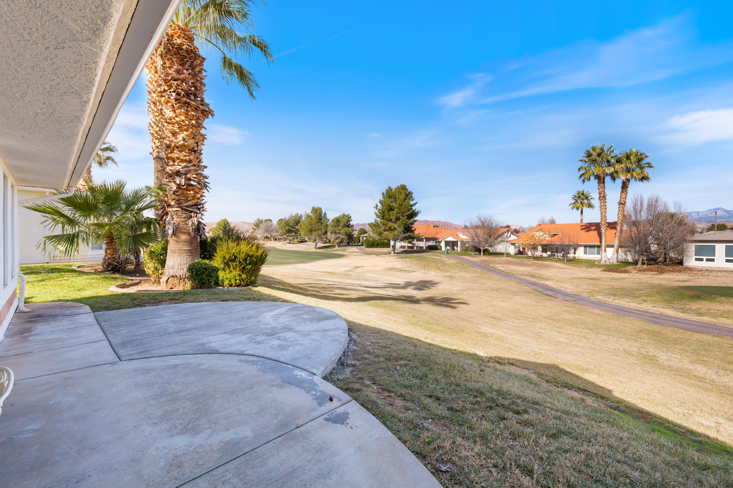 CRYSTAL LAKES TOWNHOMES - Residential