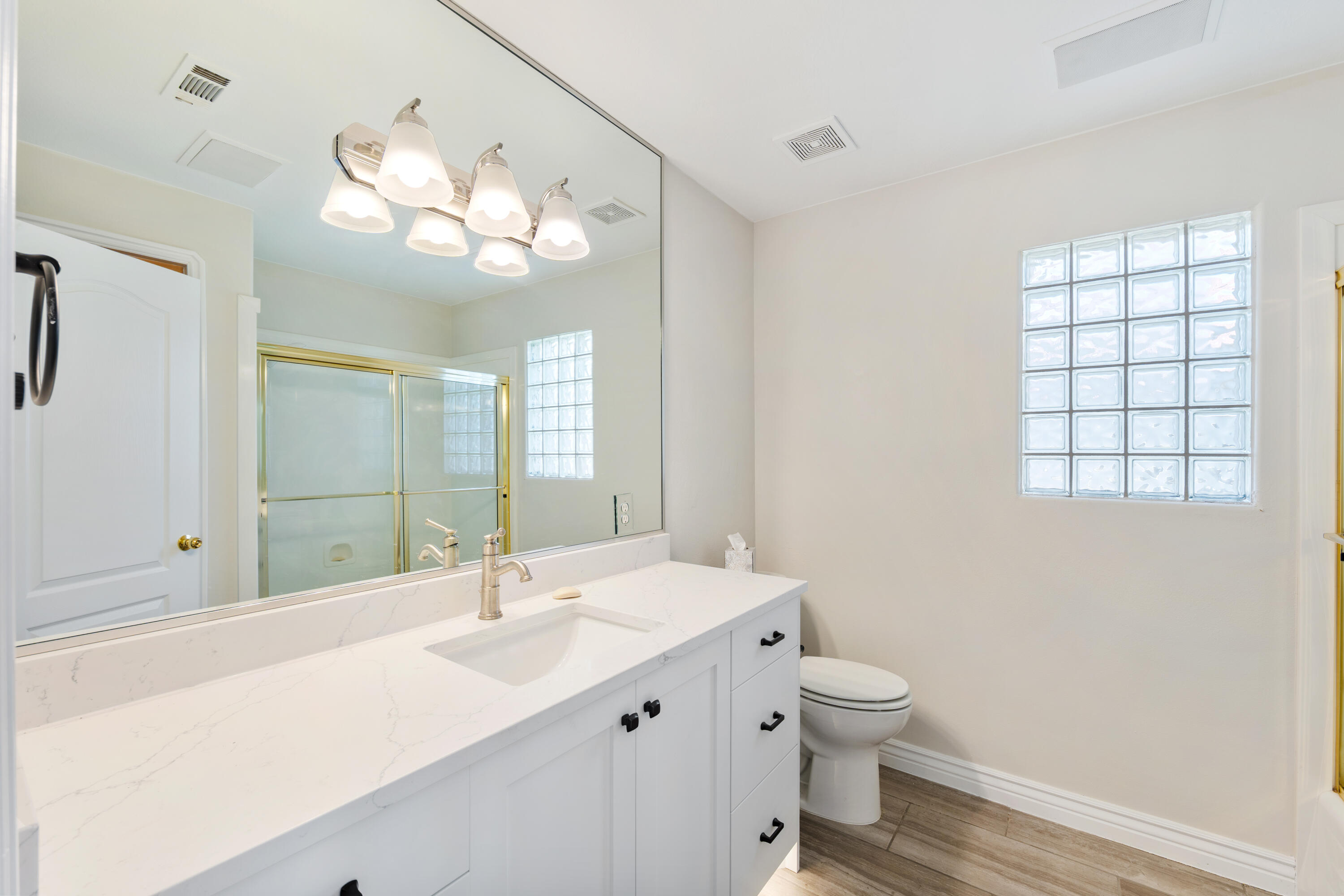 CRYSTAL LAKES TOWNHOMES - Residential