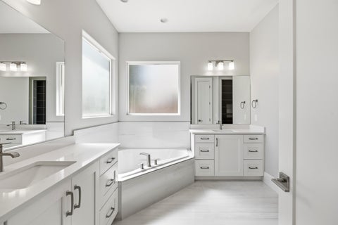 Tiny photo for 4079 S 435 E, Washington, UT 84780 (MLS # 26-274936)