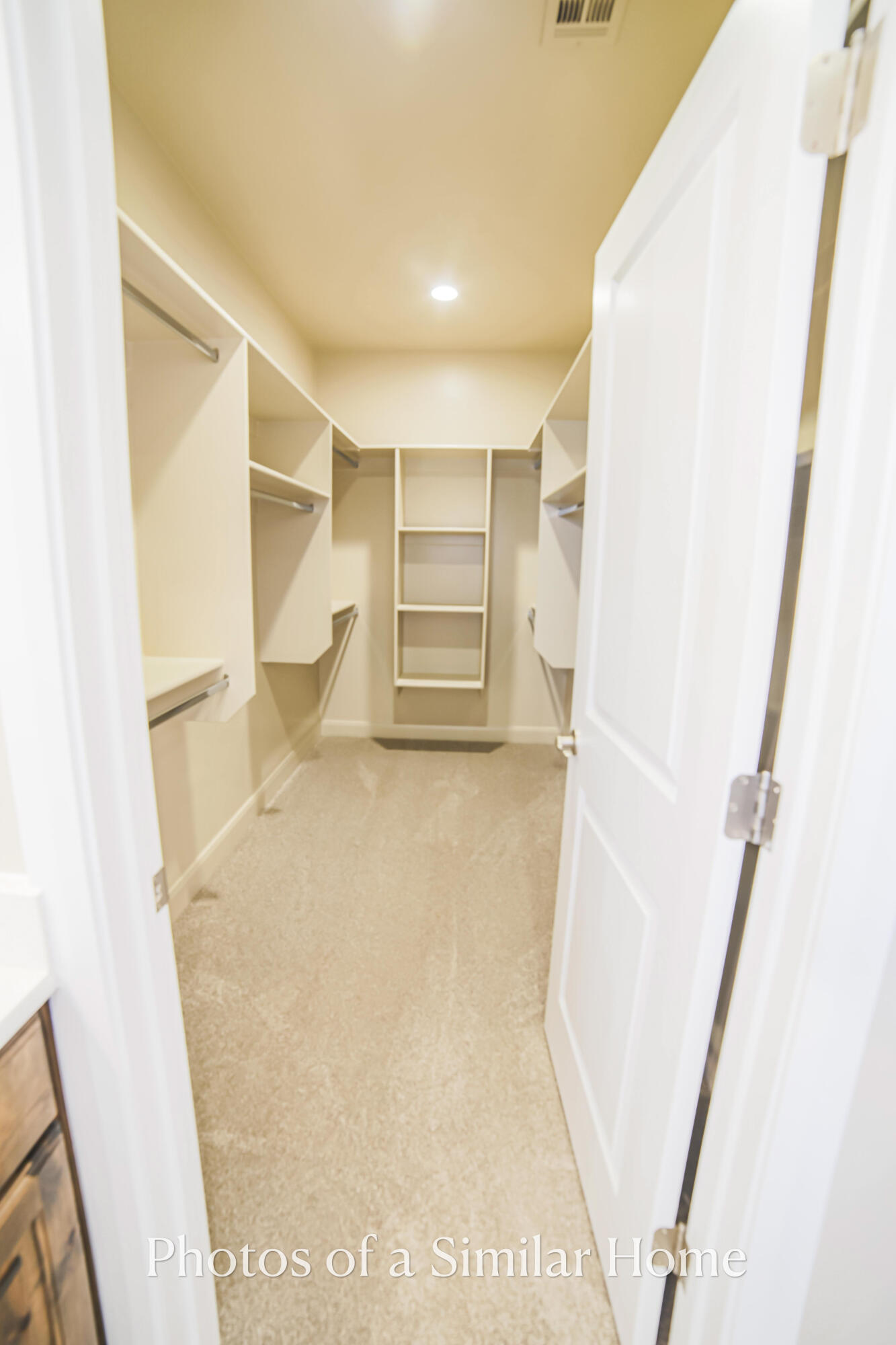 SKY VALLEY - Residential