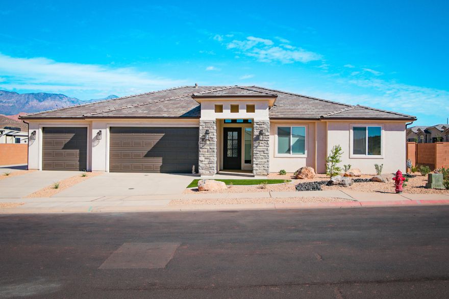 Soon to be built by Gemstone Custom Homes! (Photos are of previously built home of this same floor plan)      Come in soon if you want to personalize this home with customizations. We have a very special layout here with a guest suite on a corner lot. The listed price includes many upscale features like a finished backyard with automatic drip irrigation, gated RV parking slab with full hookups (50-amp electric, sewer dump, water), full perimeter block wall, seamless gutters, heavy iron front door for both security and WOW factor, tile floors throughout the main living areas and bath and laundry rooms, Solid hardwood cabinet doors with boxes made of 9-ply birch, large covered back patio, stand alone tub in the owner's bathroom, all ceilings 9' or higher, over the stove ventilation hood, built-in wall oven and microwave, classic gas fireplace with stone hearth and mantle, fully tiled master shower with a recessed floor, tankless water heater with recirculating pump, and views you'll need to see in person!
Photos are of similar home, finishes will vary. Contact listing agent for more info.