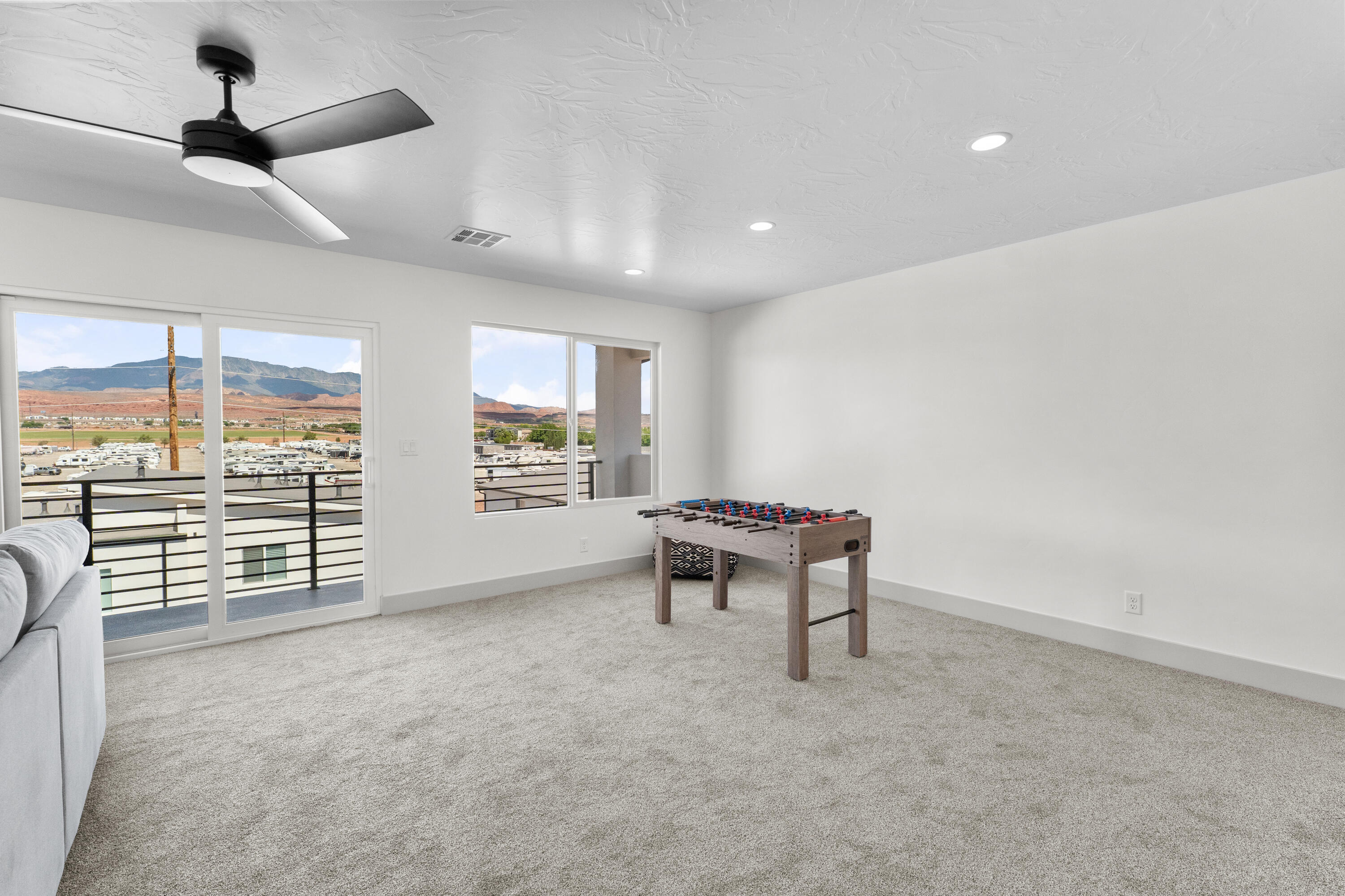 DESERT RIDGE ESTATES - Residential