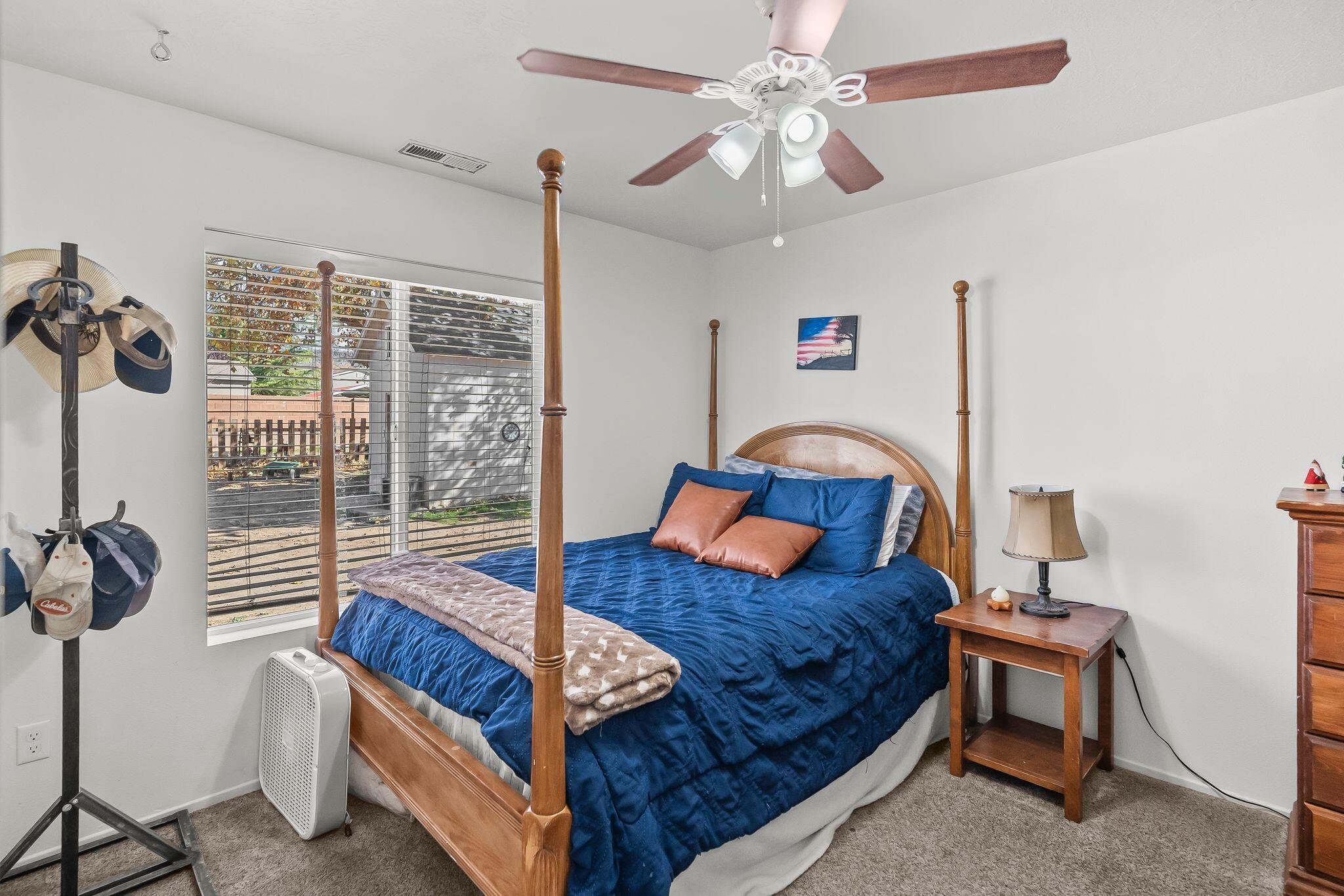 DIAMOND VALLEY ACRES - Residential