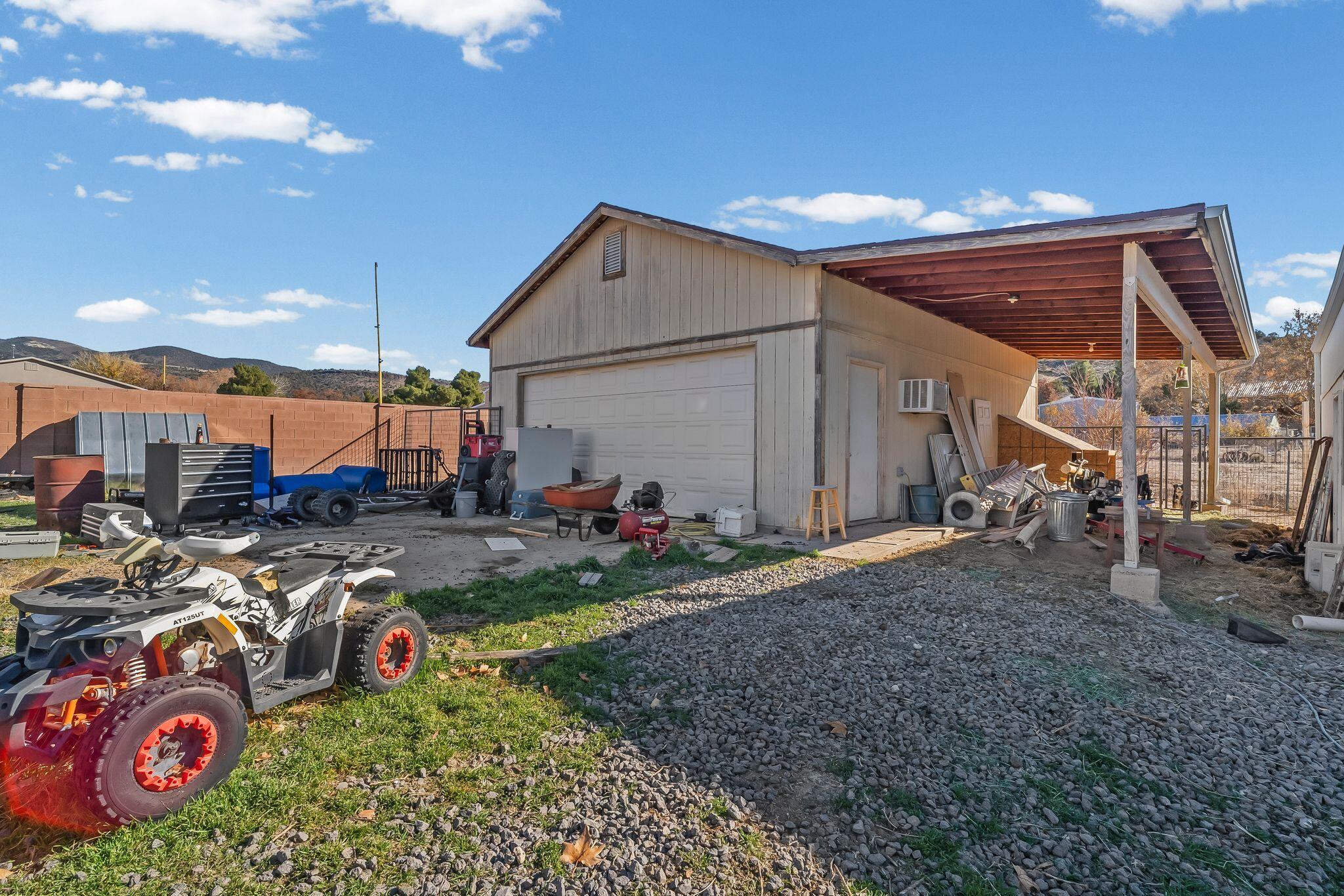 DIAMOND VALLEY ACRES - Residential