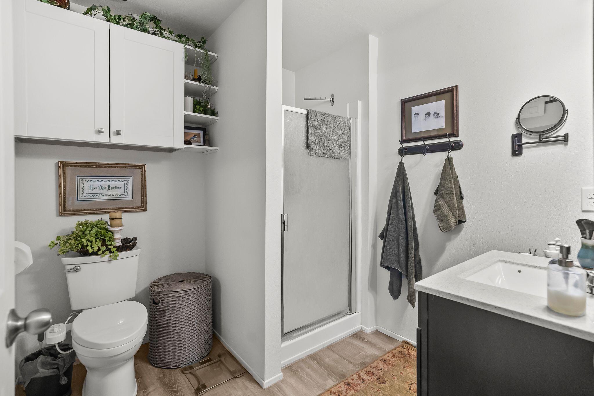 DIAMOND VALLEY ACRES - Residential