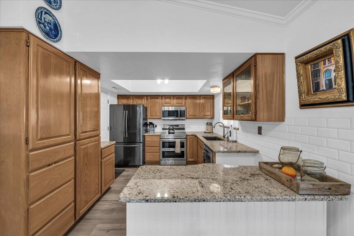 PALM MEADOWS TOWNHOMES - Residential