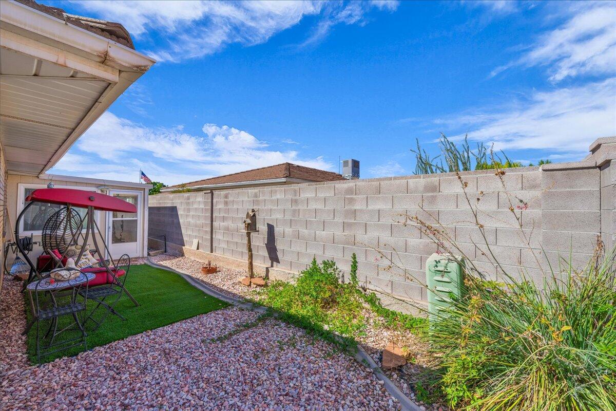 PALM MEADOWS TOWNHOMES - Residential