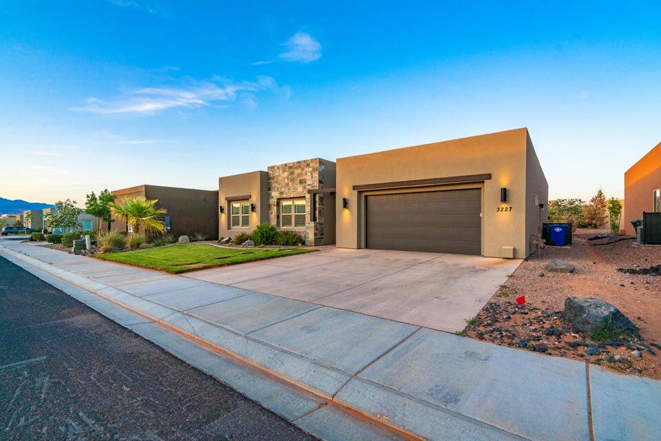 RETREAT AT SAND HOLLOW RESORT - Residential