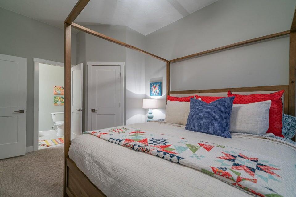 RETREAT AT SAND HOLLOW RESORT - Residential