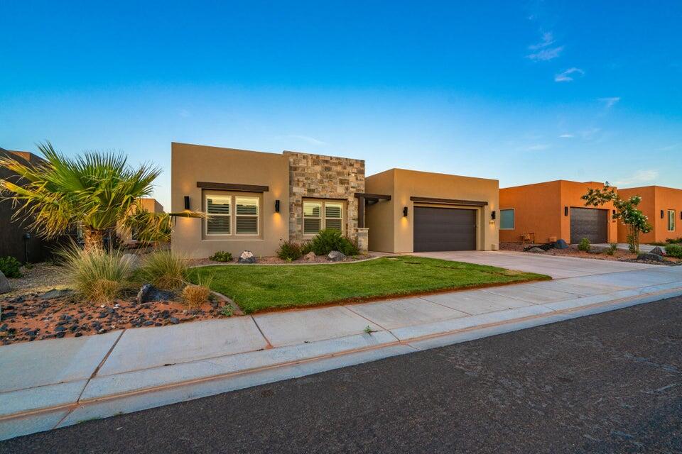 RETREAT AT SAND HOLLOW RESORT - Residential