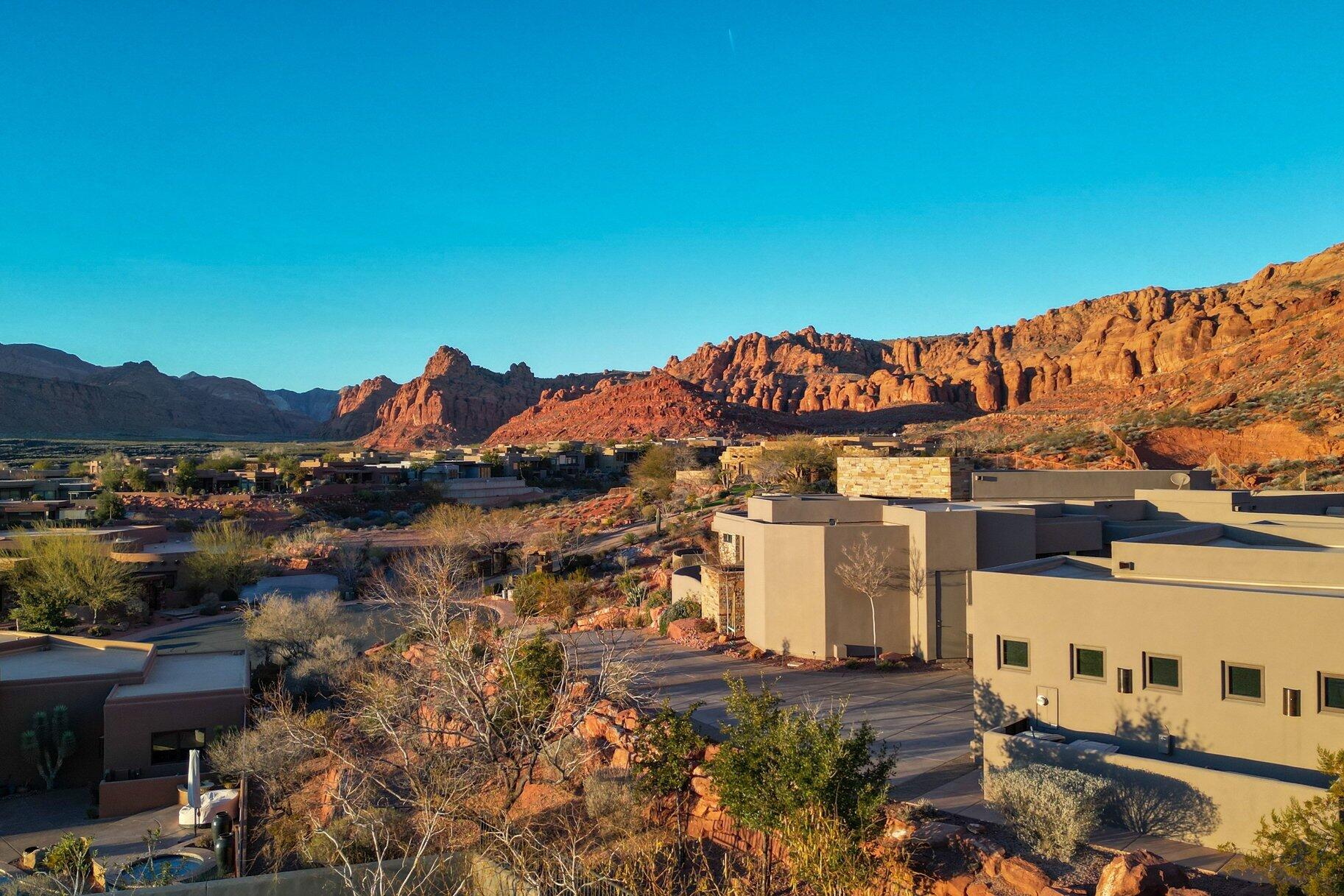 CLIFFS OF SNOW CANYON - Residential