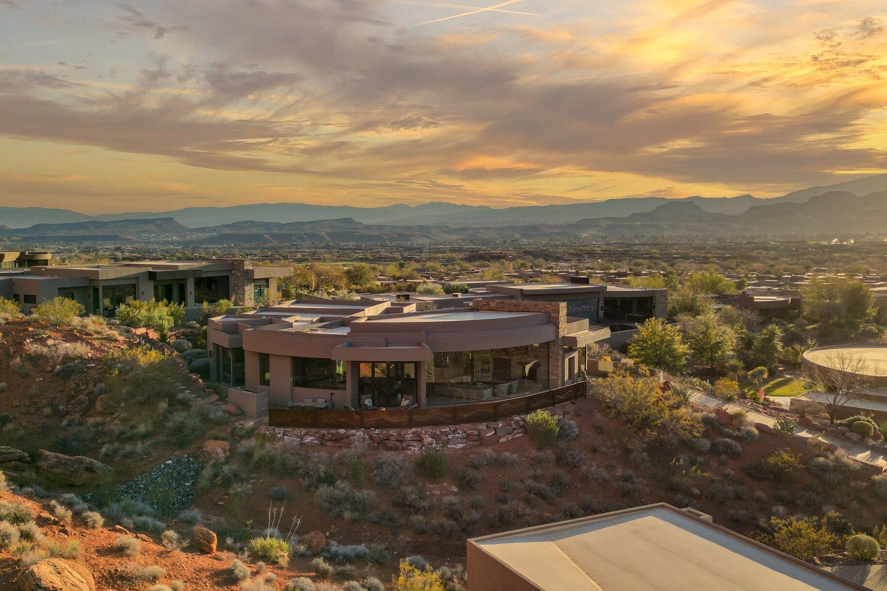 CLIFFS OF SNOW CANYON - Residential