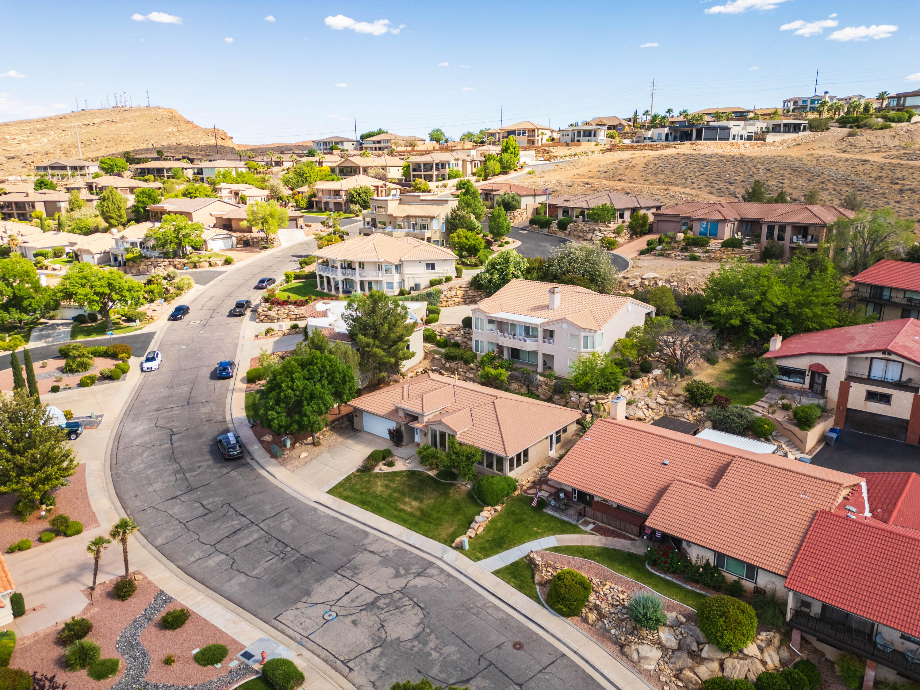 MIRAGE ESTATES - Residential