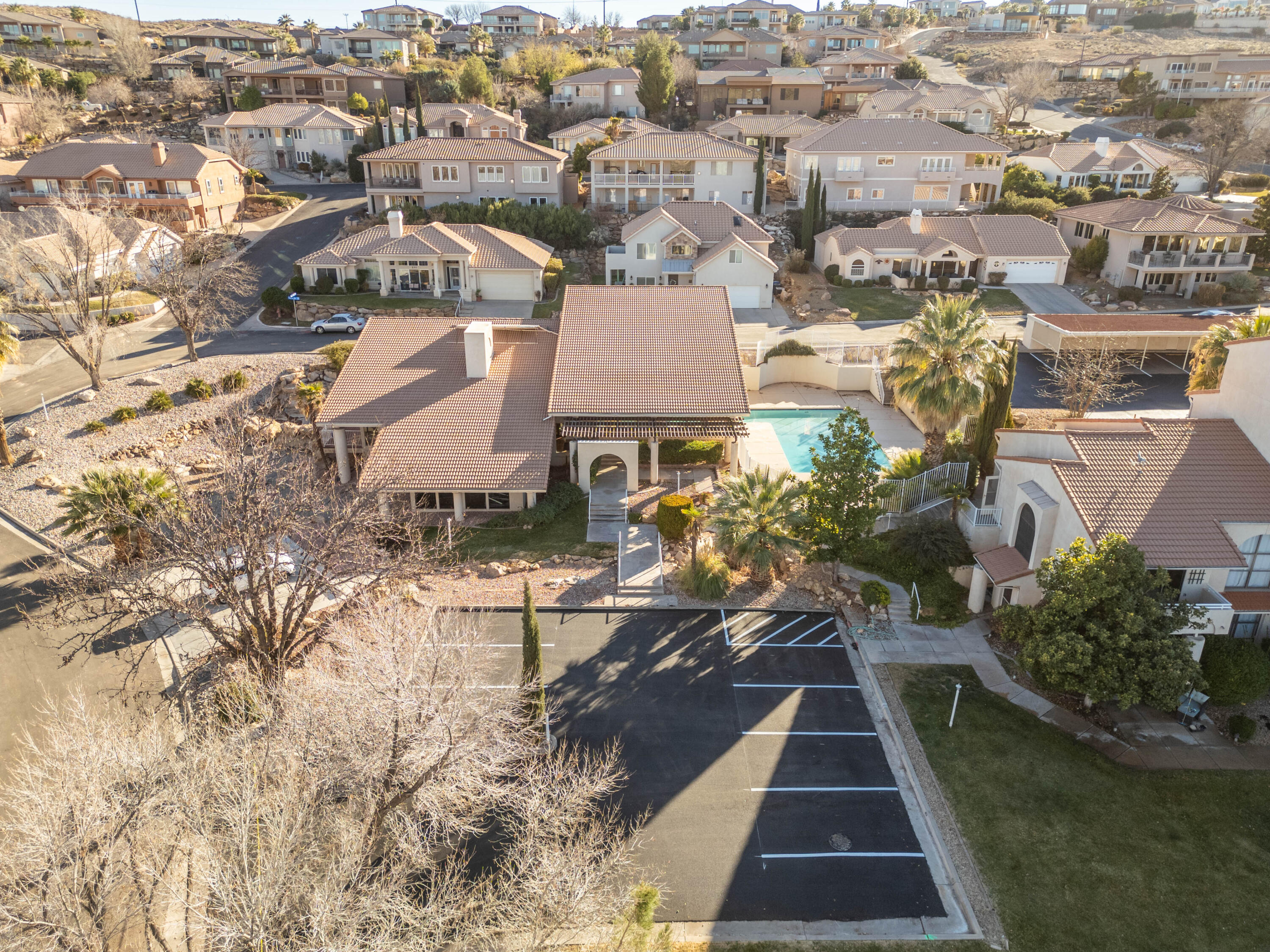 MIRAGE ESTATES - Residential