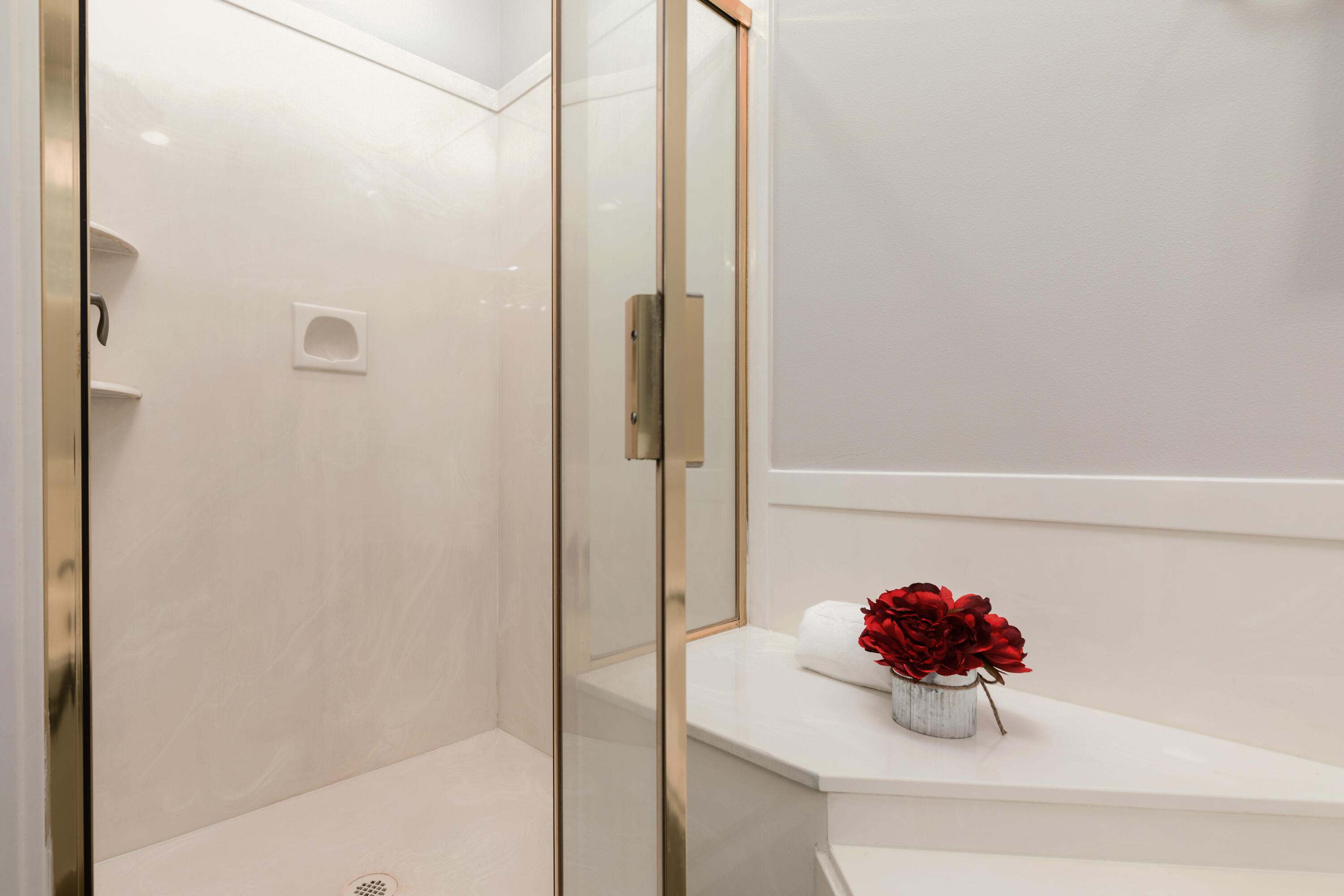 MIRAGE ESTATES - Residential