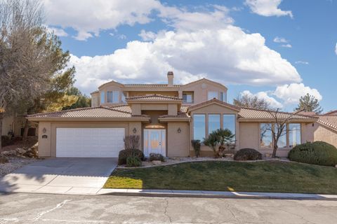 Photo of 2158 S BALBOA Way, Saint George, UT 84770 (MLS # 26-268102)