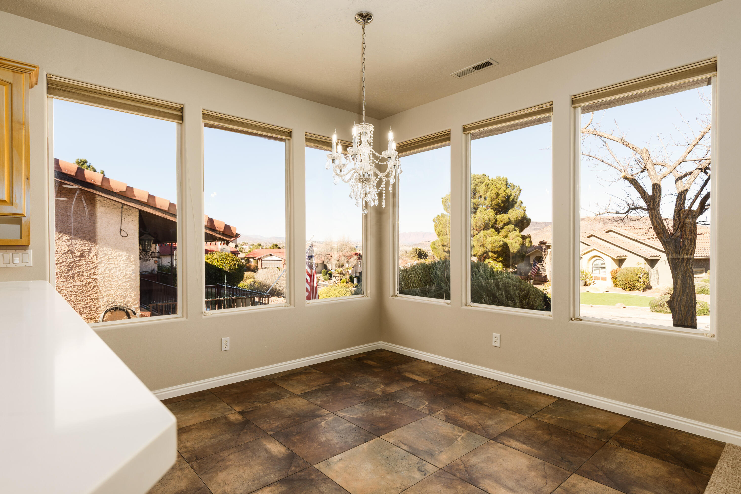 MIRAGE ESTATES - Residential